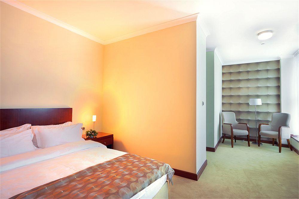 Hotel Turist 크랄레보 객실 사진