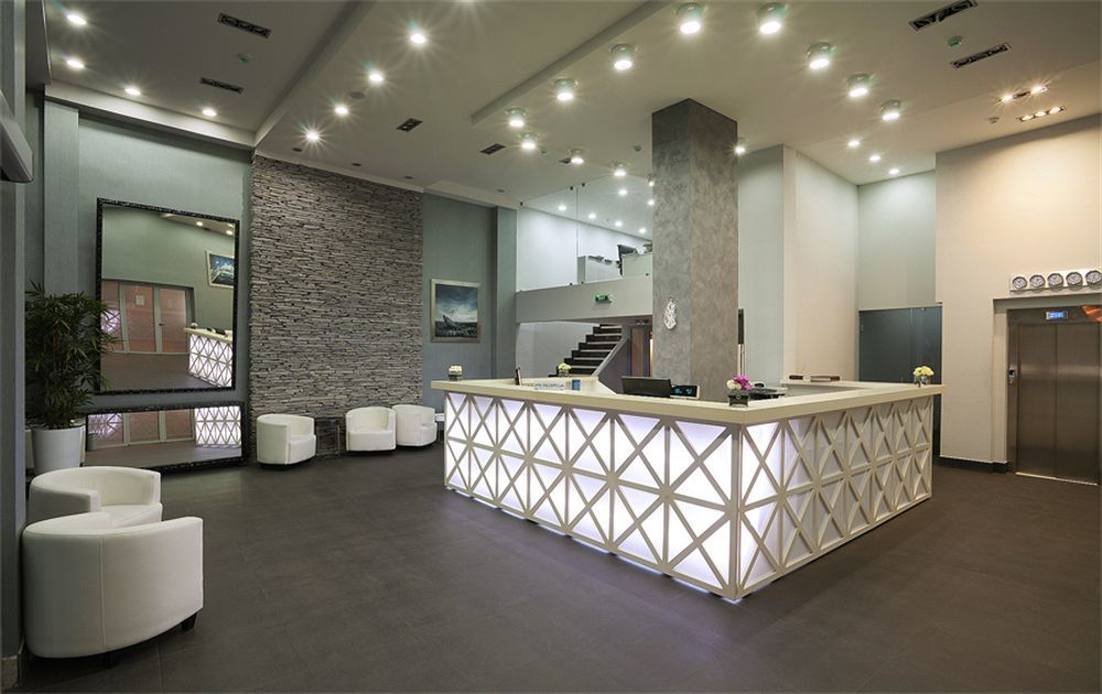 Hotel Turist 크랄레보 내부 사진